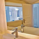 Armeni Village Hotel Oia (Santorini)