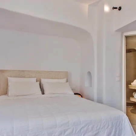 Armeni Village מלון 3*