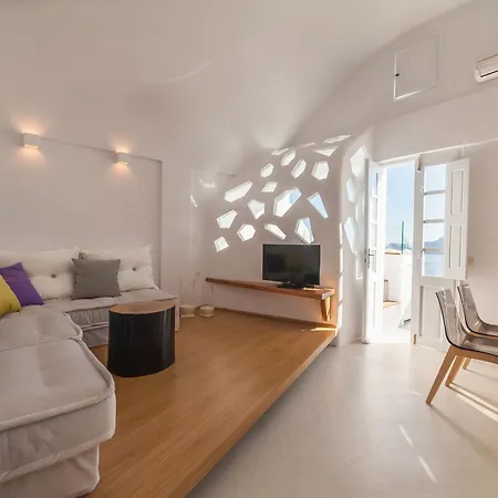 Armeni Village 3* Oia (Santorini)