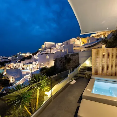 Armeni Village Oia (Santorini)