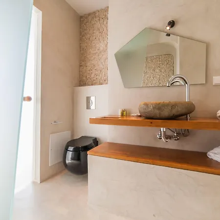 Armeni Village 3* Oia (Santorini)